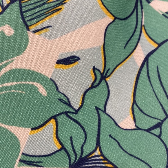 💚summer top💚 Zara top - very trendy - size small - Picture 3 of 3